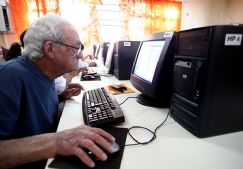 La Universidad en la comunidad: convocan a adultos mayores para capacitarlos a partir del próximo mes