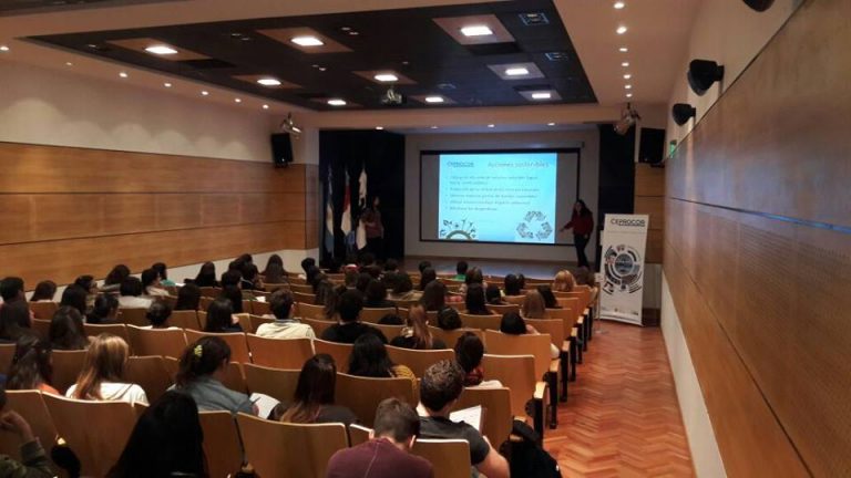 UVT y CEPROCOR organizaron charla sobre cuidado de los alimentos