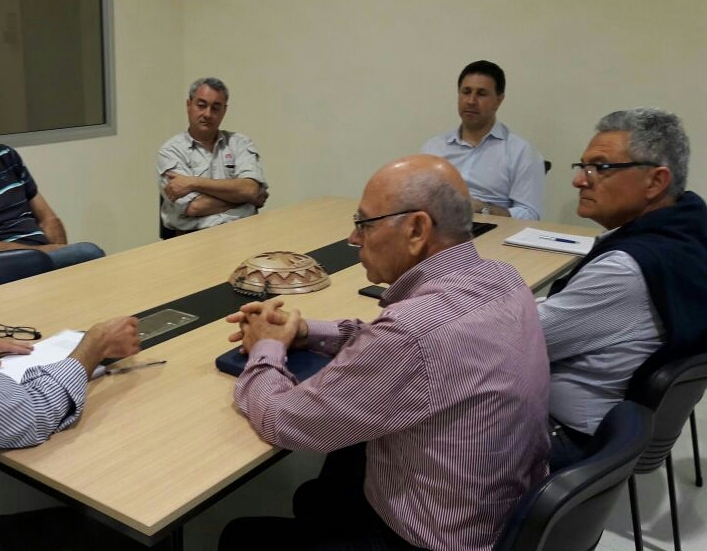 Propusó el edil Coutsiers crear una "Escuela de Tambo" en el ámbito de la Facultad Regional