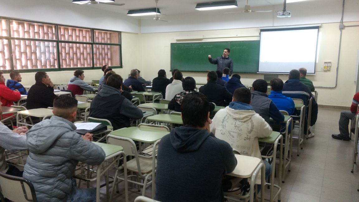 Acuerdo ERSEP-UTN:Se desarrolló la primera, de cinco clases, en la capacitación para electricistas