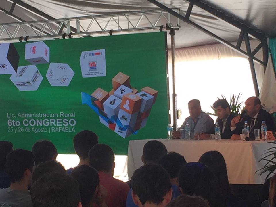 Administración Rural: Facultad Regional presente en Rafaela en congreso nacional