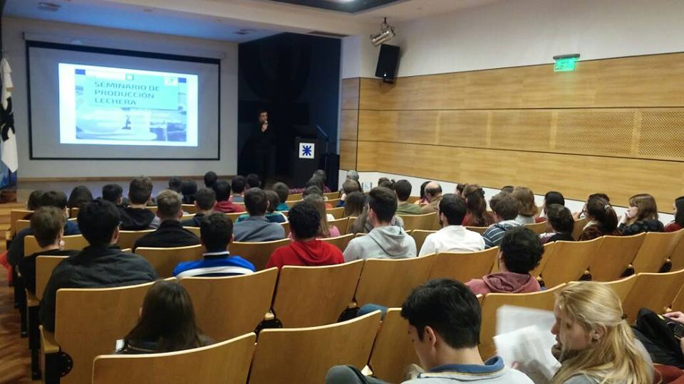 Organizado por Rural se desarrolló Seminario de Producción Lechera