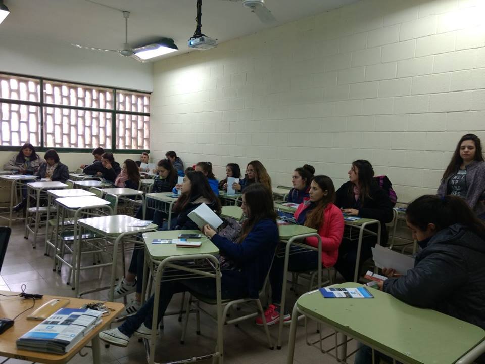 Estudiantes de Camilo Aldao visitaron el campus universitario
