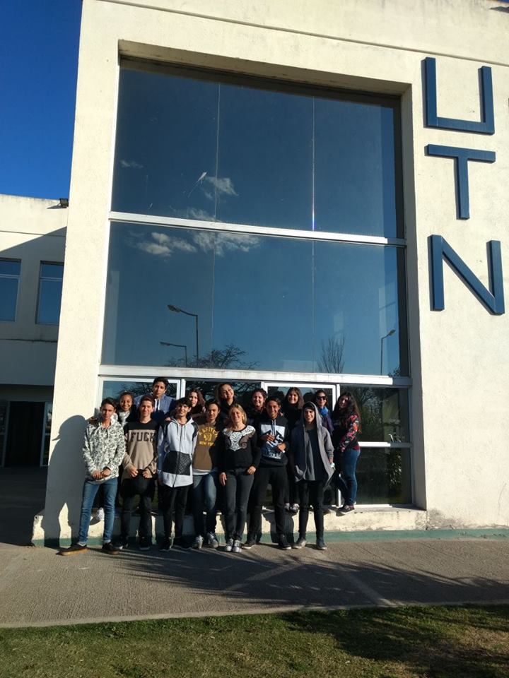 Visita: Estudiantes de IPET de Villa Carlos Paz recorrieron el campus universitario 