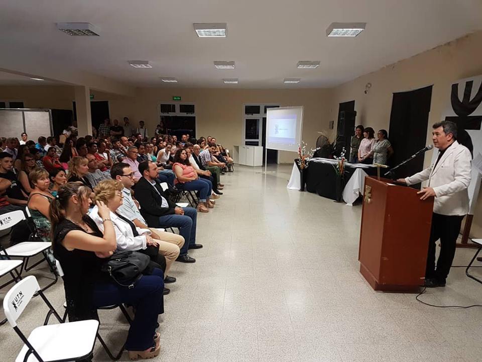 Escuela de Oficios: Anticipan que en el 2018 se dictarán capacitaciones on line