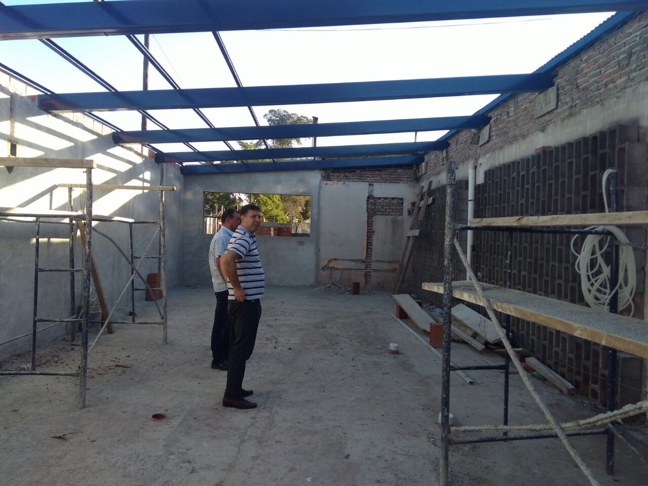 Decano Rosso visitó obra de nuevo Laboratorio de Electrónica