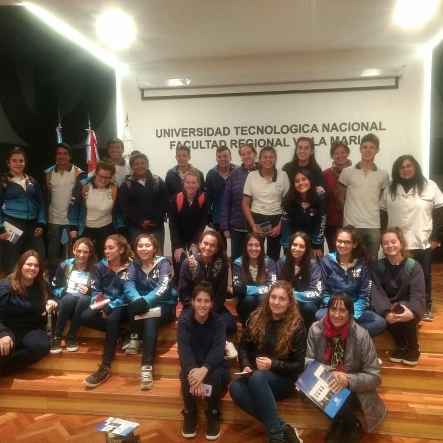 Estudiantes de La Laguna visitaron el campus de la Facultad Regional