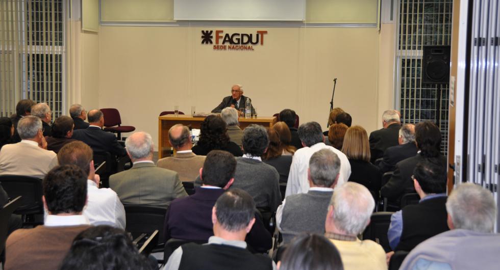 Docentes universitarios: Anticiparon paro para el 6 de agosto