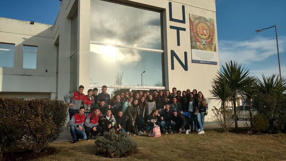 No cesan visitas de estudiantes secundarios a la Facultad: Ahora fue el turno de el IPET 263 de Las Varillas