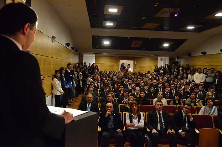 Primeros egresados de Logística: "La Universidad no debe ser un proyecto aislado", resaltó decano Rosso