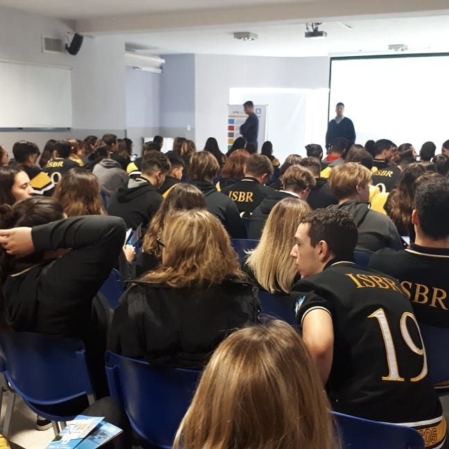 Ingreso: SAE promociona Facultad en institutos de nivel medio de Villa María