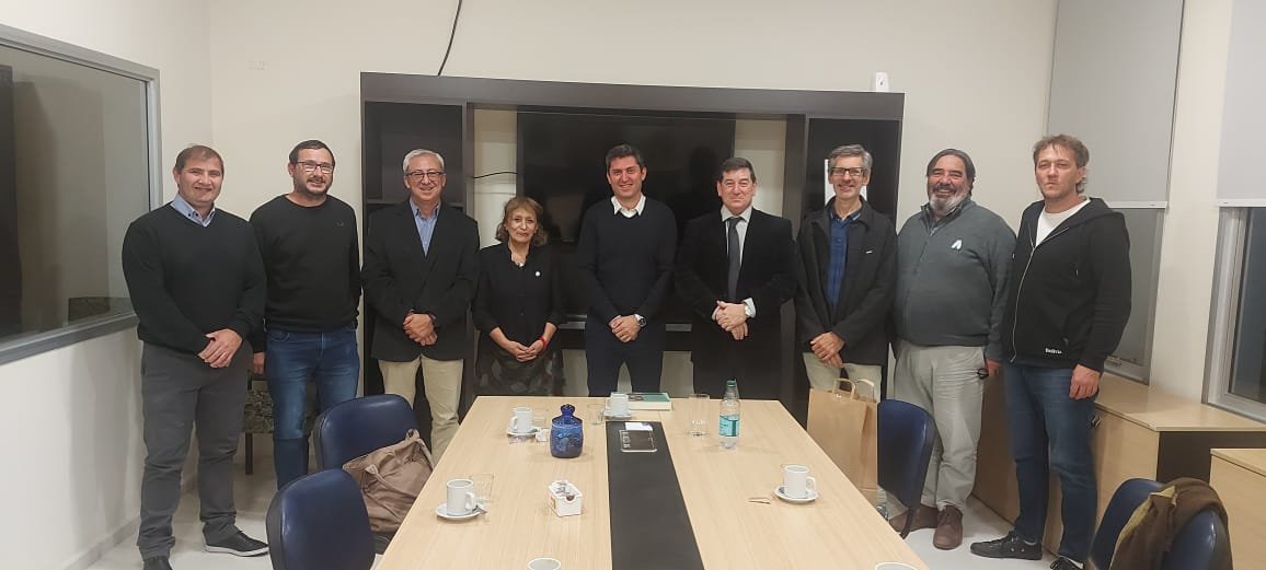 El Centro Simón Wiesenthal ofrecerá una capacitación en la UTN Villa María sobre Ödio en las redes y ciberterrorismo