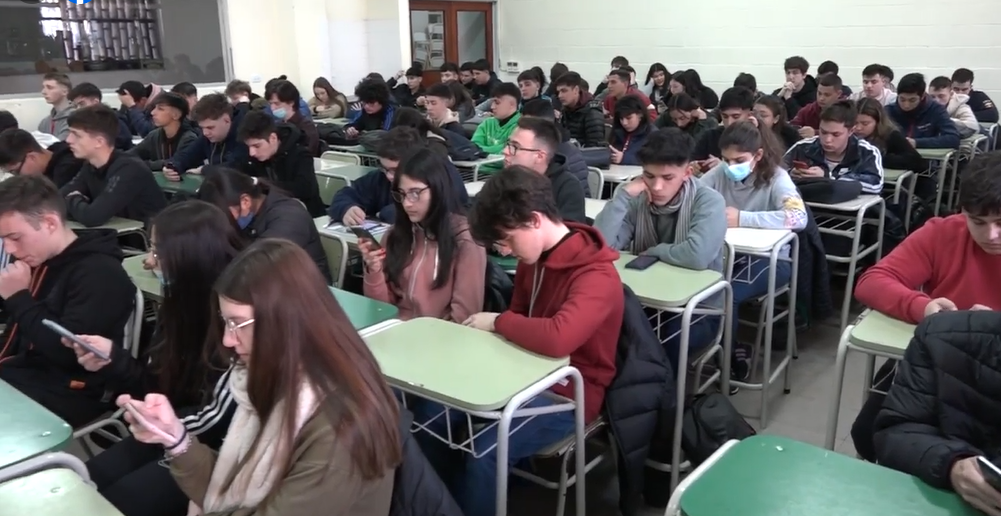 Más de 240 jóvenes participan del Seminario de Ingreso