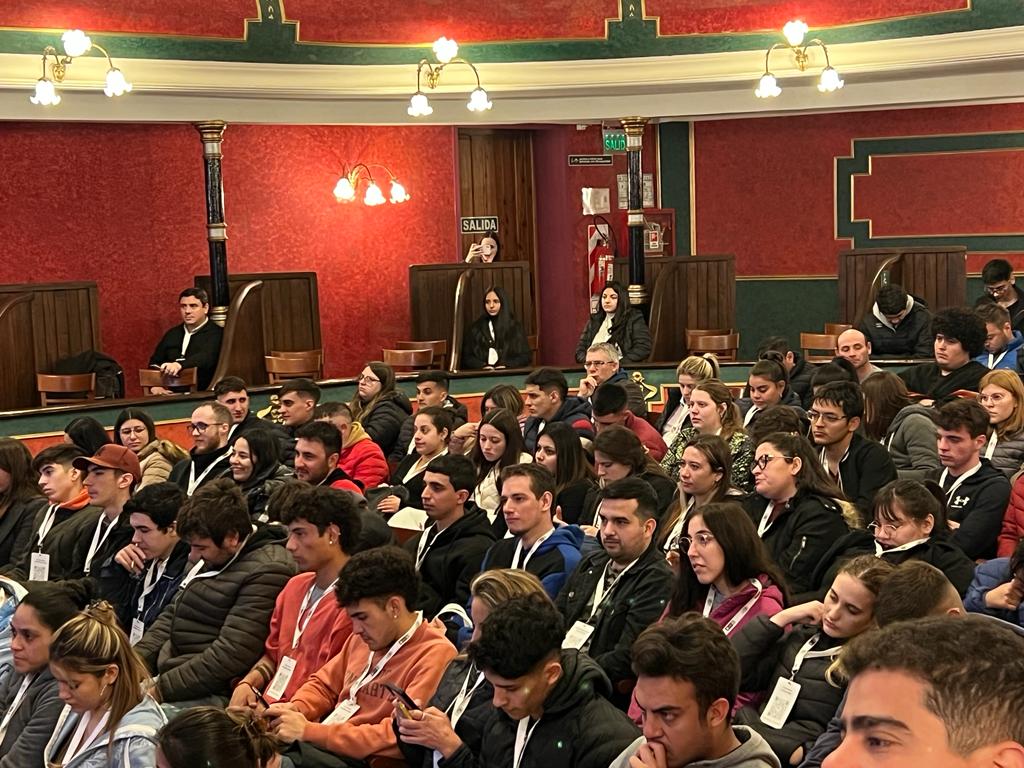 Presentes en el 8º Congreso LAR