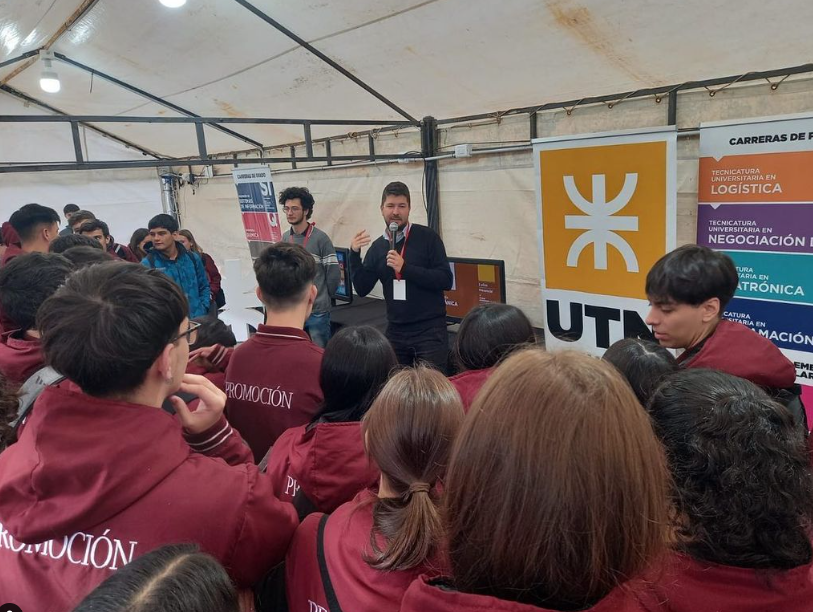 La UTN Villa María presente en la Feria Educativa “Conectando Saberes”