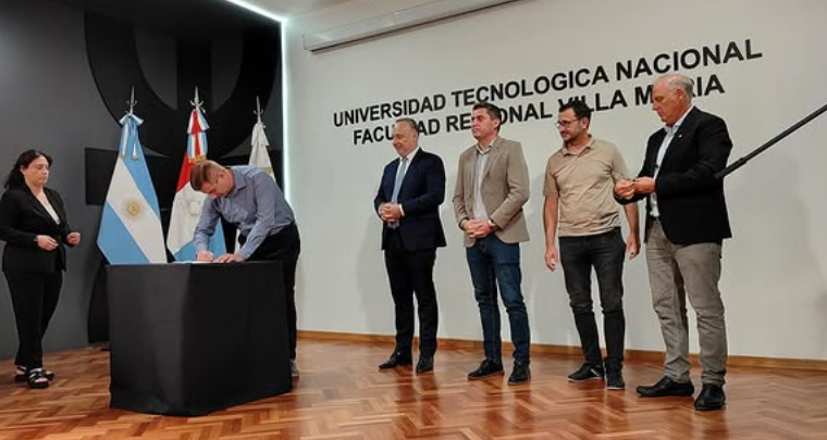 Empresas de la ciudad comprometieron su apoyo a la carrera de Ingeniería Civil que se dictará en la FRVM
